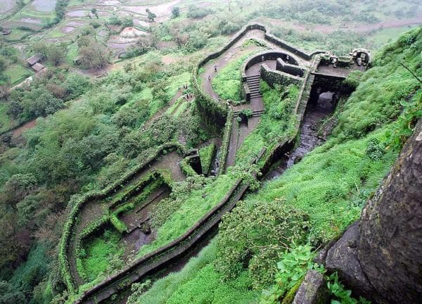 Top most-loving spots to visit in Lonavla