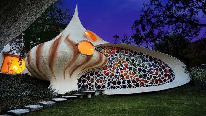 World's most insanely beautiful houses for newlywed couples