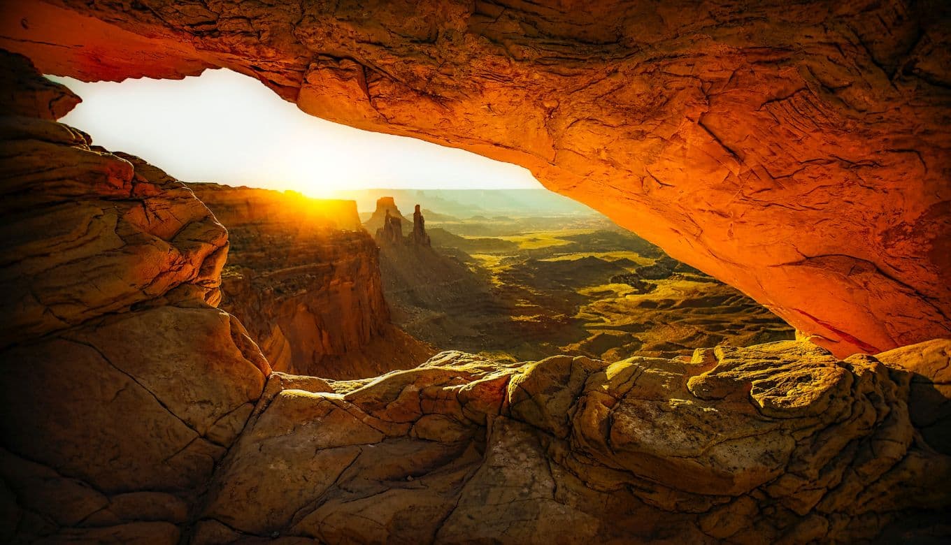 12 Best Virtual Travel Experiences To Cherish While You're Stuck At Home