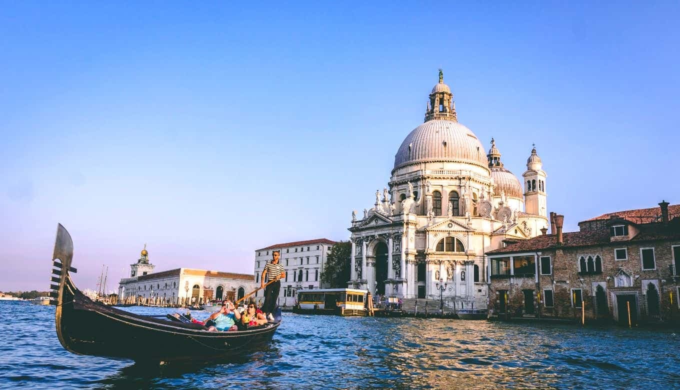 Revisiting Your Favorite Travel Destinations; Coronavirus Left Them All Empty!
