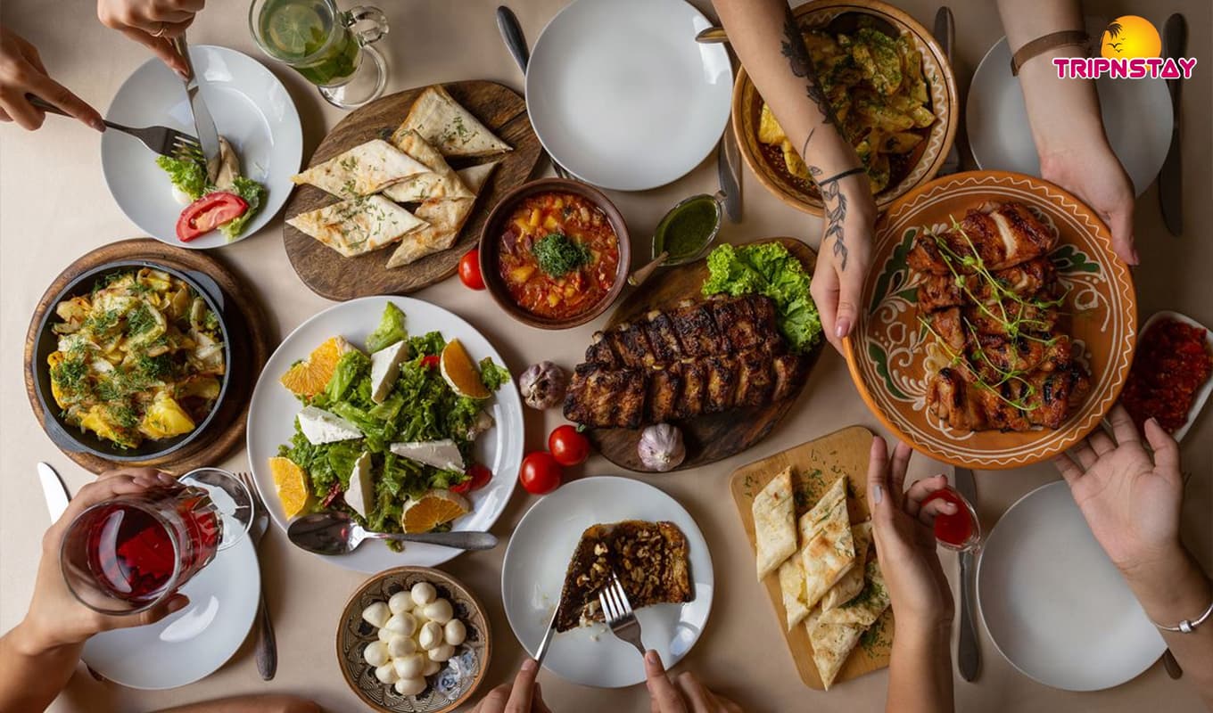 Top 7 Food Destinations For The Crazy Food Lovers Top 7 Food Destinations For The Crazy Food Lovers
