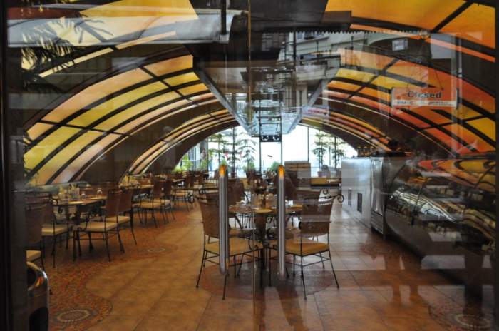 Cafe Sol, Hotel Combermere