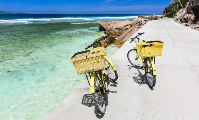 Island Hopping In Seychelles 