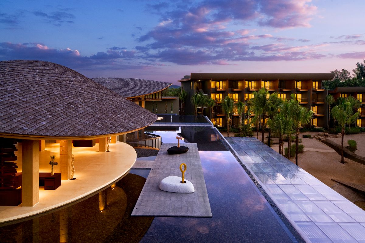 Renaissance Resort