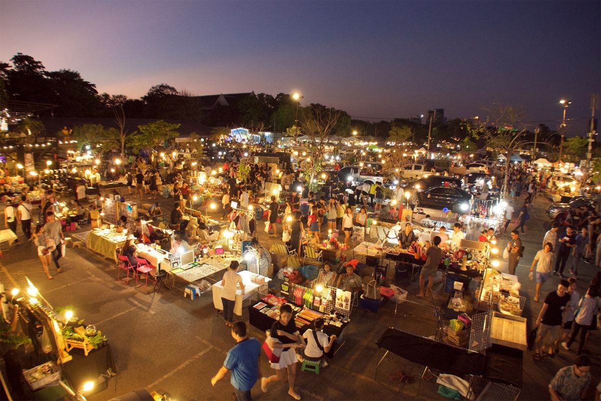 Hua Mum Market