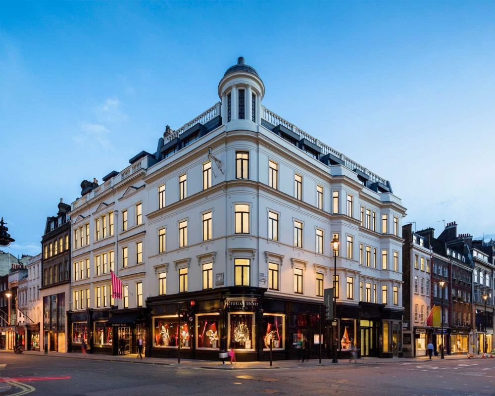 Bond Street in London 