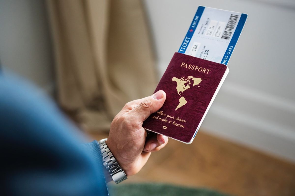 airline tickets 
