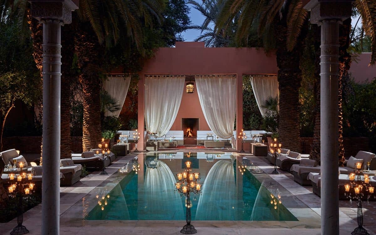 hotels with private plunge pools in room