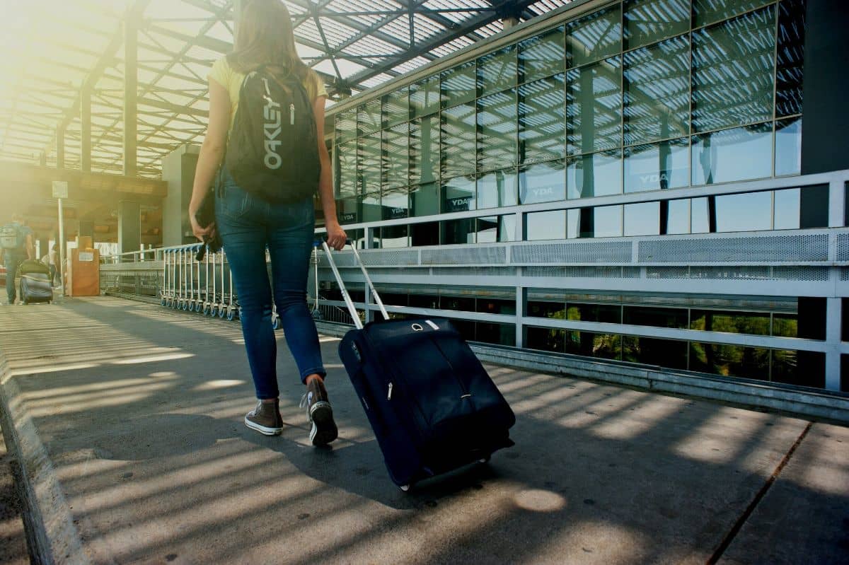 cheap ways to reach London