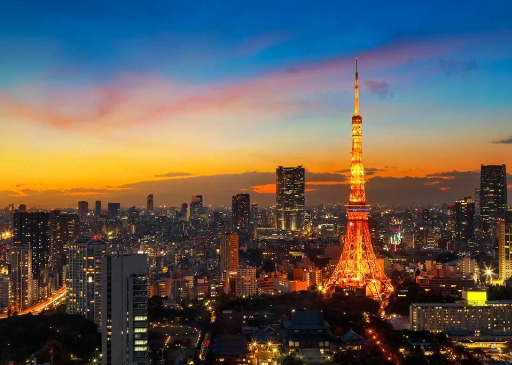 Tokyo Tower Famous Tourist Place To Visit in Tokyo
