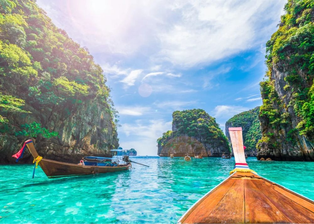 destinations to visit outside of India in March
