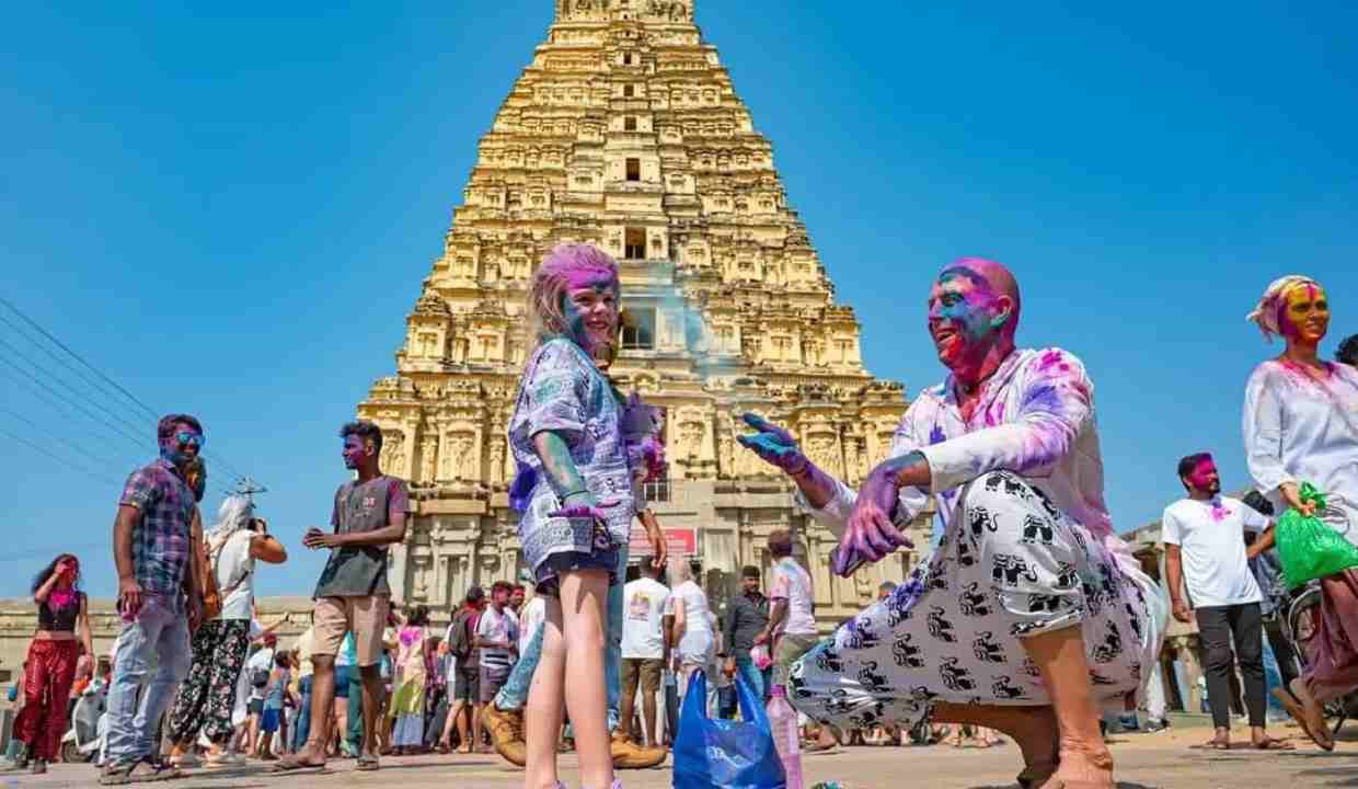 Holi 