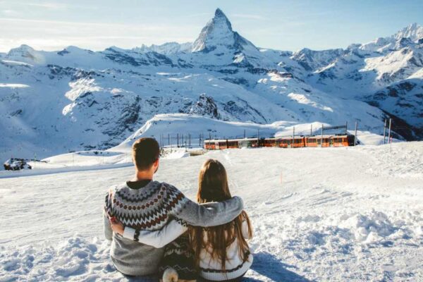 10 Places to Visit in Switzerland: Snow-Capped Mountains, Blue Lakes, and Dreamlike Cities